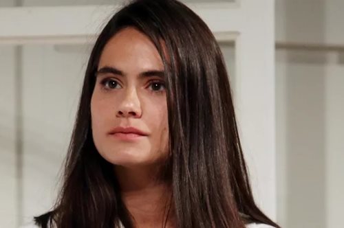 Γεωργιάννα Νταλάρα: Η πανέμορφη κόρη του Γιώργου Νταλάρα που παντρεύτηκε κρυφά από τους γονείς της