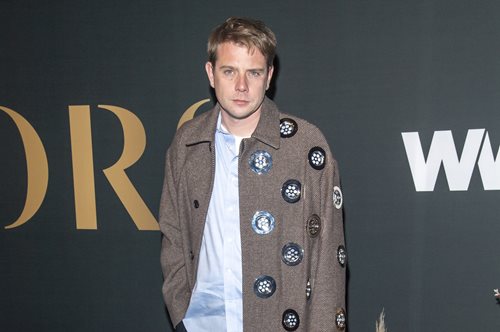 Βρετανικά Βραβεία Μόδας: Σχεδιαστής της χρονιάς αναδείχθηκε ο Τζόναθαν Άντερσον