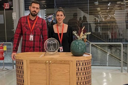 Δύο αδέρφια από τη Λάρισα οι νικητές στην Μπιενάλε της Φλωρεντίας