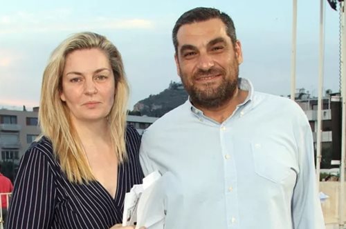 Ελισάβετ Μουτάφη: Νέο στιγμιότυπο με τον γιο της Δημήτρη στην παραλία