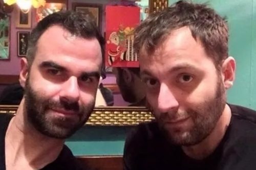 O Αύγουστος Κορτώ έκανε πρόταση γάμου στον σύντροφό του