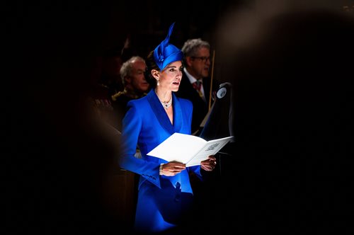 Η Κέιτ Μίντλετον πιο εντυπωσιακή από ποτέ στην τελετή στέψης του βασιλιά Καρόλου