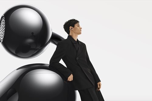 Όταν η τεχνολογία συναντά το στυλ: Τα πανέμορφα open-ear design ακουστικά FreeClip της Huawei θα αλλάξουν την καθημερινότητά μας