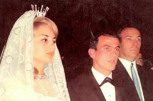 57 χρόνια πριν: Η Βίκυ Μοσχολιού νύφη στο πλευρό του Μίμη Δομάζου