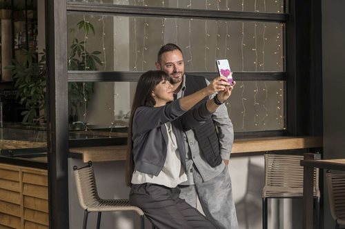 Μπαίνοντας στα ρούχα ενός πολυάσχολου editor