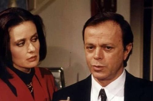 Η νεαρή Κάτια Δανδουλάκη με τον  Χρήστο Πολίτη το 1977