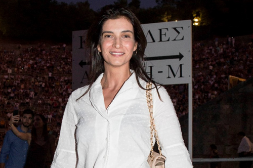 Russian manicure: Το αγαπημένο μανικιούρ της Αντιγόνης Κουλουκάκου είναι απόλυτα 