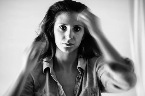 Τατιάνα Κίρχοφ: Όσα μάθαμε για τη νέα συγγραφέα, σκηνοθέτρια και ηθοποιό