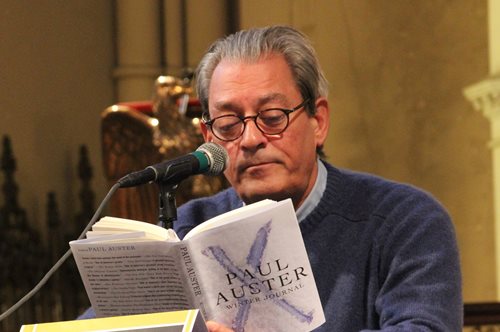 Πέθανε ο συγγραφέας Πολ Όστερ στα 77 του χρόνια από καρκίνο του πνεύμονα