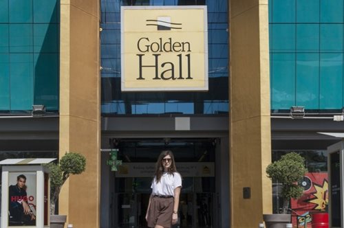 Summer Essentials: Βρήκαμε τα must καλοκαιρινά fashion items για το νησί, αλλά και την πόλη