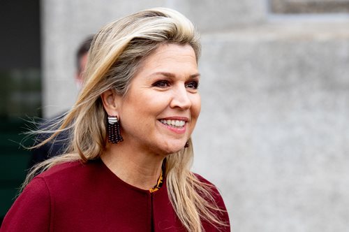 Πώς να προσθέσετε την λάμψη της παγιέτας σε βραδινό σύνολο με τον πιο κομψό και elegant τρόπο;