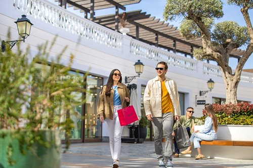 Live the LAMDA Malls experience και αυτό το Πάσχα  στα εμπορικά κέντρα της LAMDA Development!