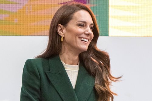 Κέιτ Μίντλετον: Το υποδειγματικό smart casual σύνολό της με το σακάκι από τη Zara