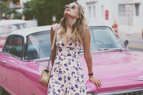 Το νούμερο 1 ανερχόμενο trend του καλοκαιριού βρίσκεται ήδη κρυμμένο στη ντουλάπα των γονιών σου