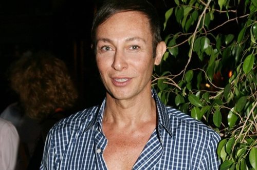 Ο Βασίλειος Κωστέτσος είναι ευγνώμων που έχει μία νέα καρδιά και δείχνει το σημάδι της επέμβασης