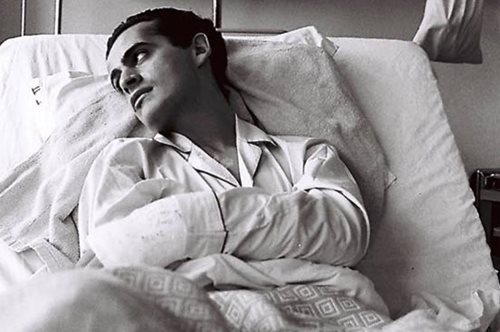 Η συγκλονιστική ανάρτηση του Βασίλη Ζούλια στο Facebook, από την εποχή που δεν αγαπούσε τόσο τη ζωή