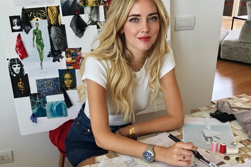 Εάν πιστεύεις ότι στο γραφείο σου βασιλεύει το χάος που να δεις της Κιάρα Φεράνι