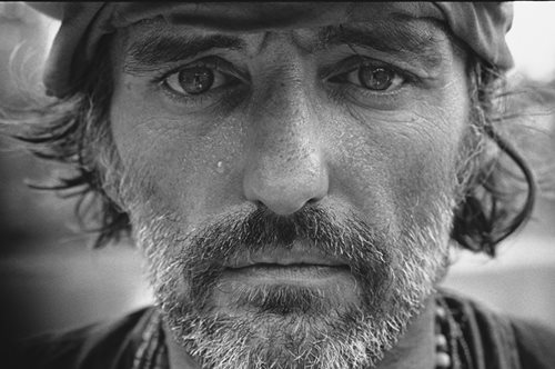 Το μεγάλο μυστικό του Ντένις Χόπερ που φωτογράφησε βιωματικά την παραζάλη των 60s