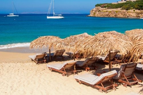 Η έξυπνη εφαρμογή που σου βρίσκει ξαπλώστρα στις παραλίες της Ελλάδας