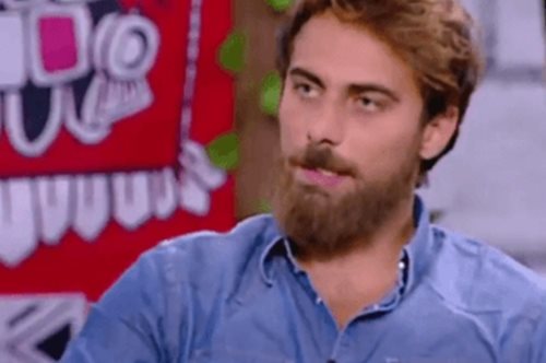 Survivor: Η δημόσια συγγνώμη του Μάριου στην Λάουρα. «Το παίρνω πίσω και λυπάμαι πολύ»