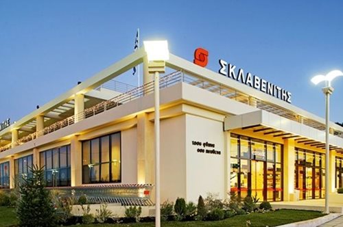 Η μεγάλη ανατροπή του Σκλαβενίτη στα δεδομένα για το άνοιγμα των καταστημάτων την Κυριακή 16/7  