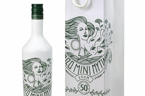 Η συλλεκτική φιάλη-κόσμημα για τα 50χρονα του Ούζου ΜΙΝΙ μας ταξιδεύει στην ιστορία και στη γεύση