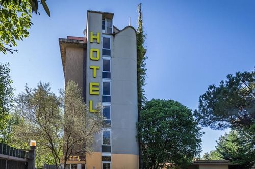 Μέσα στο χειρότερο ξενοδοχείο του κόσμου; 