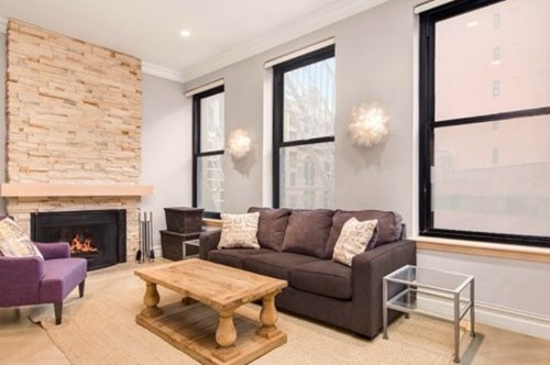 Ποια διάσημη πρωταγωνίστρια του Hollywood ζει σε ένα συνηθισμένο διαμέρισμα 119 τετραγωνικών; 