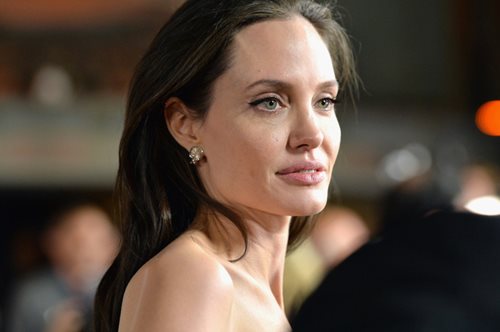 H μυστική φωτογράφηση της Angelina Jolie στην Ελλάδα