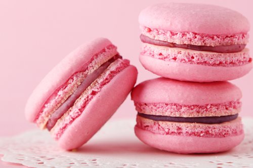 Ο Άγιος Βαλεντίνος γιορτάζεται στο ξενοδοχείο Metropolitan. Δύο γευστικές προτάσεις + τιμές