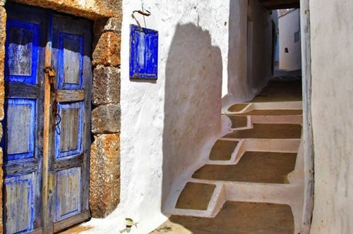 Η Ιερουσαλήμ των Δωδεκανήσων. Ποια είναι η πιο όμορφη χώρα του Αιγαίου 