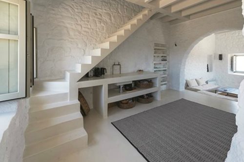 Το ομορφότερο σπίτι του Αιγαίου βρίσκεται στη Νίσυρο. Πώς από αετοφωλιά έγινε πολυτελής κατοικία