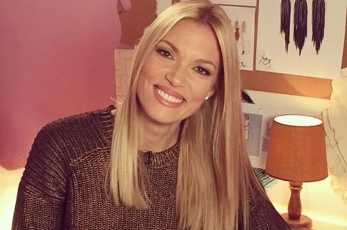 Η Βίκυ Καγιά μόλις τόλμησε μία μεγάλη αλλαγή στα μαλλιά της, κάνοντας το πιο hot κούρεμα της εποχής