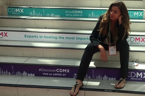 «Ή κάνεις σεξ ή είσαι παρθένα». Μια άποψη για το event με τις καμήλες στη Μύκονο