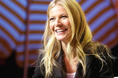 Η Gwyneth Paltrow σχεδίασε για τον Christian Louboutin τα παπούτσια που θέλεις να αποκτήσεις