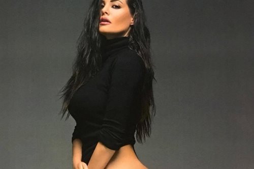 Πόσο καρντασιανισμό μπορεί να αντέξει ένας άνθρωπος δηλαδή; Με αφορμή τη φωτογράφιση της Κορινθίου 