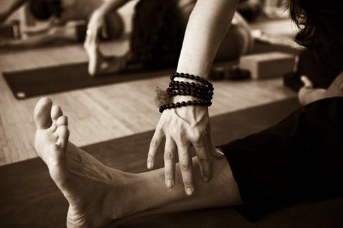 Aυτές είναι οι 5 ψυχικές διαταραχές που μπορεί να θεραπεύσει η γιόγκα