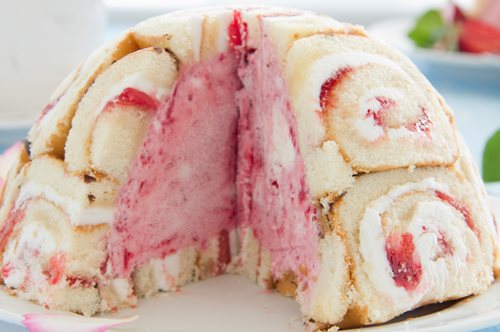 Charlotte Royale: Κανείς δεν μπορεί να πιστέψει ότι αυτό το εντυπωσιακό γλυκό δεν έχει ίχνος ζάχαρης