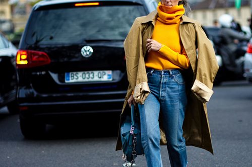 Μόλις ανακαλύφθηκε το πιο άνετο τακούνι που οι στιλίστες συνδυάζουν τέλεια με τα τζιν του χειμώνα 