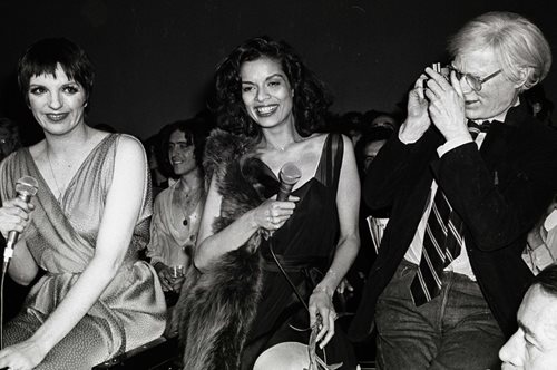 Αδημοσίευτες φωτογραφίες του Studio 54 στο φως. Ποτέ άλλοτε η παρακμή δεν ήταν τόσο glamorous 