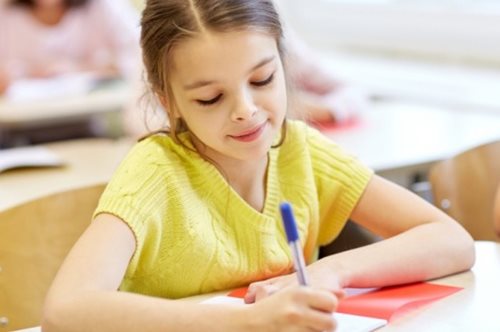 Η έκθεση μιας Ελληνίδας μαθήτριας με θέμα «Το σπίτι μου» που έγινε viral 