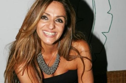 Σπάνιο κλικ: Όταν τη δεκαετία του '90 η Βίκυ Κουλιανού περπατούσε στην Εβδομάδα Μόδας του Μιλάνου