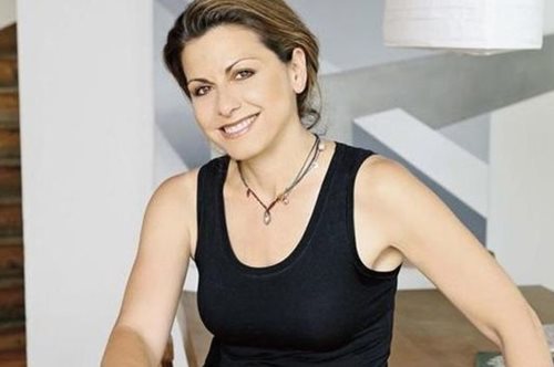 «Θα σε συνοδεύει για πάντα». H συγκλονιστική εξομολόγηση της Μάγιας Τσόκλη για τον καρκίνο