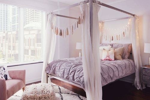 Φενγκ Σούι. Τα τρία λάθη που κάνεις στην κρεβατοκάμαρα και σε εμποδίζουν να κοιμηθείς καλά