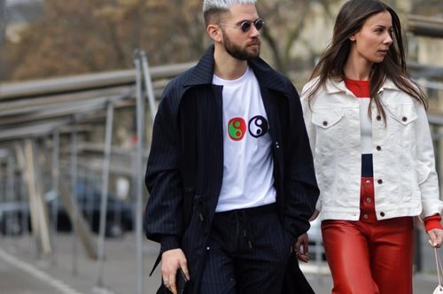 Αυτό αρκεί. Πείραμα δείχνει το ένα ρούχο που πρέπει να φοράνε οι γυναίκες για να είναι ελκυστικές