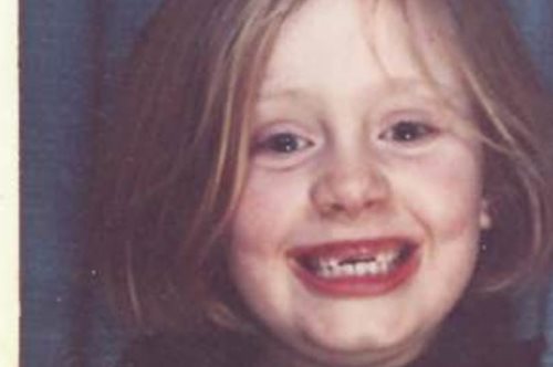 Συνεχίζει ακάθεκτη την πορεία της και στα ελληνικά charts