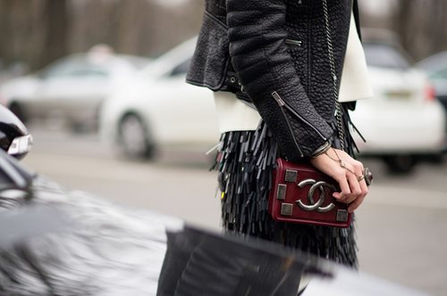 Αυτό είναι το υλικό που έχει αντικαταστήσει το δέρμα φέτος το χειμώνα