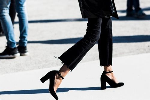 Αυτά τα nude καλσόν θα σε πείσουν να φορέσεις την απόχρωση που μέχρι τώρα απεχθάνεσαι 