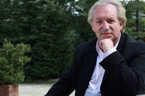 Tο σπίτι του Κώστα Λεφάκη έχει την εντυπωσιακότερη θέα ολόκληρης της Αθήνας