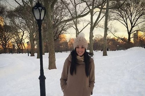 Δείτε φωτογραφίες από την ζωή της Ιωάννας Τριανταφυλλίδου στη χιονισμένη Νέα Υόρκη